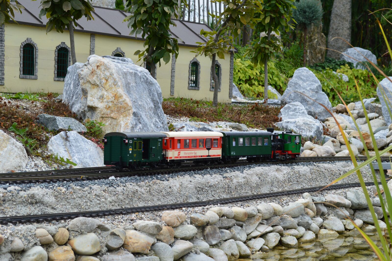 Nikon D3200 sample photo. Train, railway, miniature photography