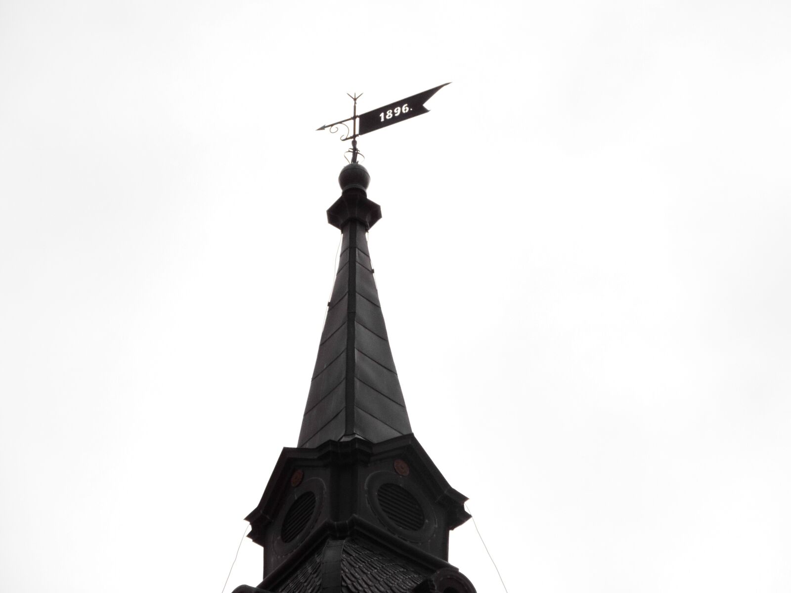 Nikon Coolpix P520 sample photo. Tower, architecture, church, old photography