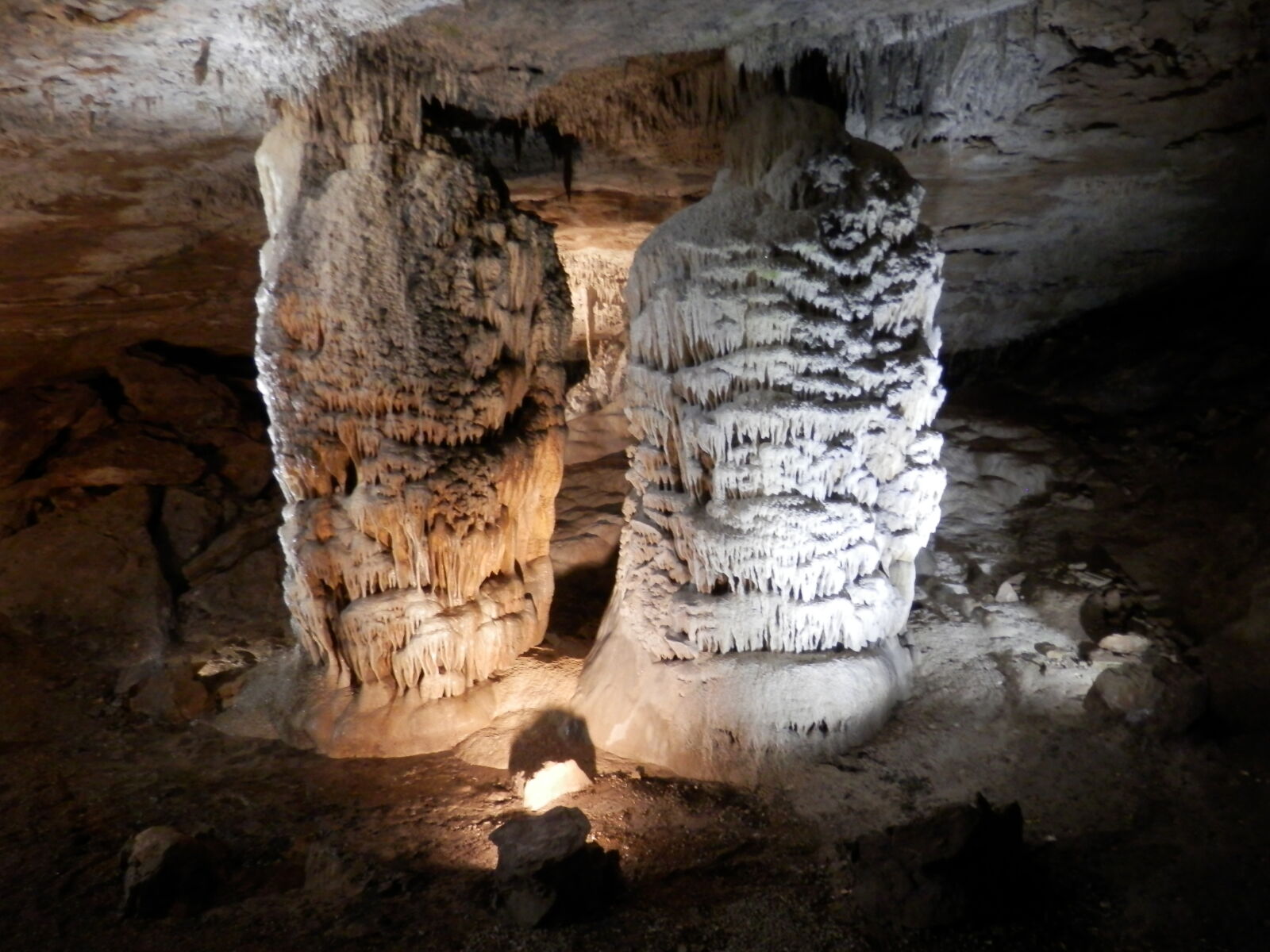 Olympus SZ-14 sample photo. Cave, cavern, fantastic, caverns photography