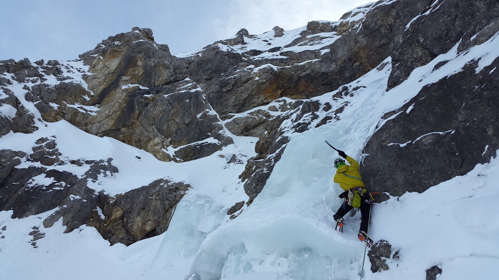 Samsung Galaxy Alpha sample photo. Ice climbing, alpinism, north photography