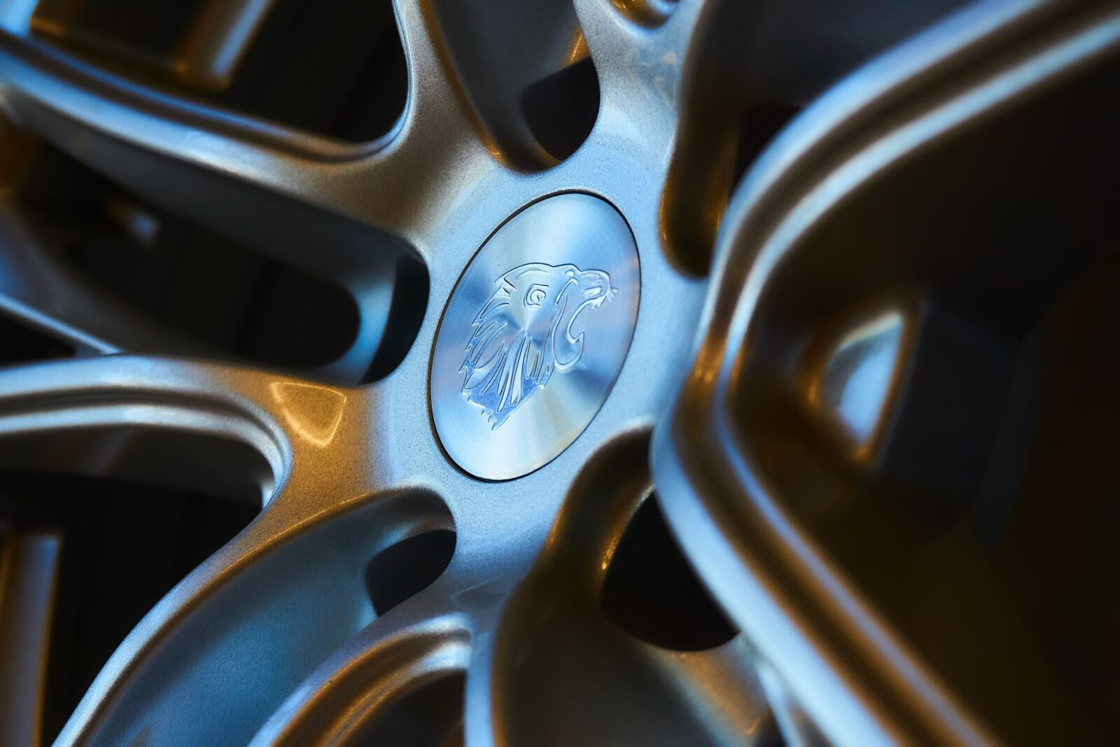Sony a6000 sample photo. Rim, auto, metal photography