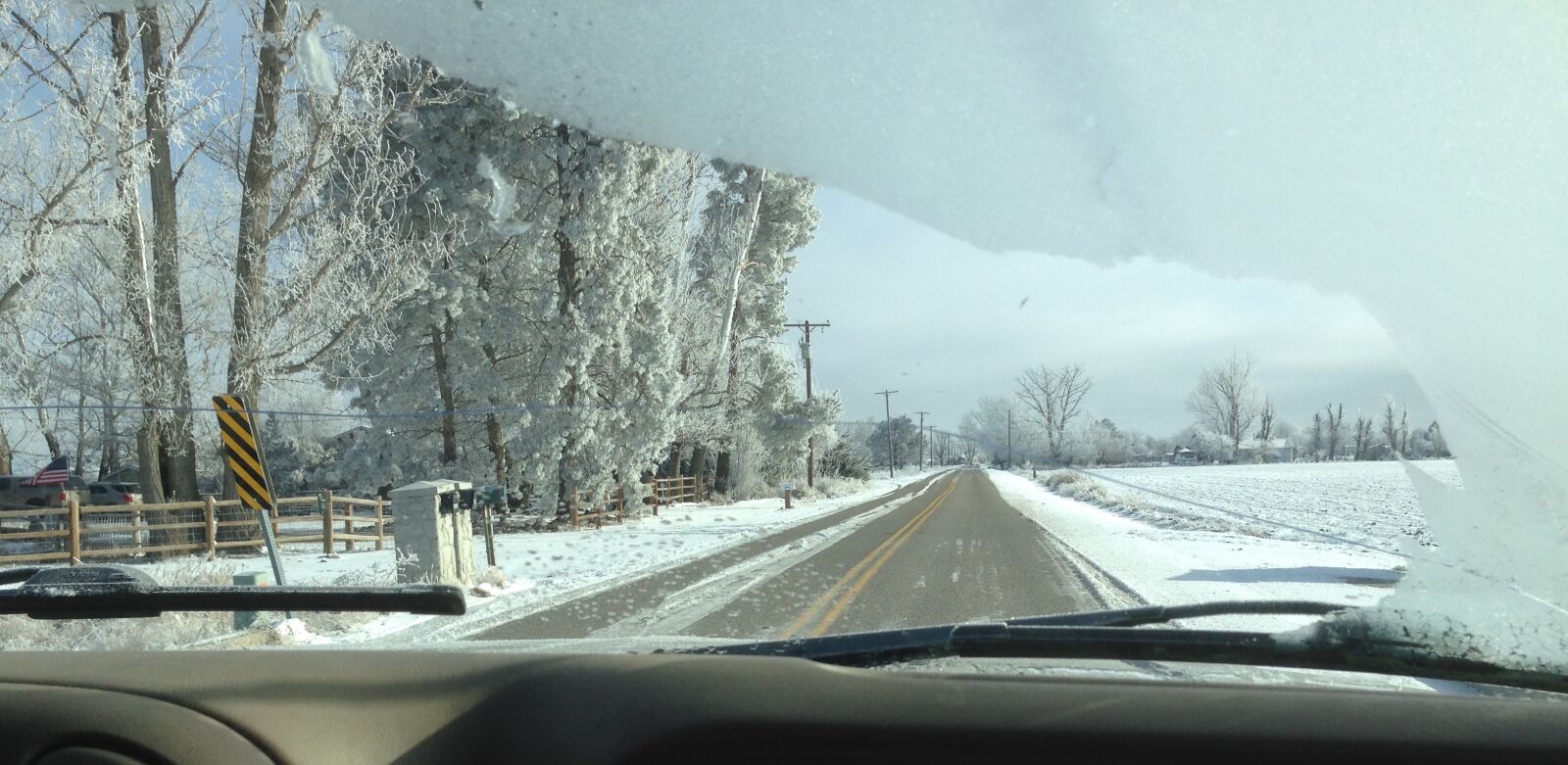 iPhone 5 back camera 4.12mm f/2.4 sample photo. Cold, driving, ice, road photography