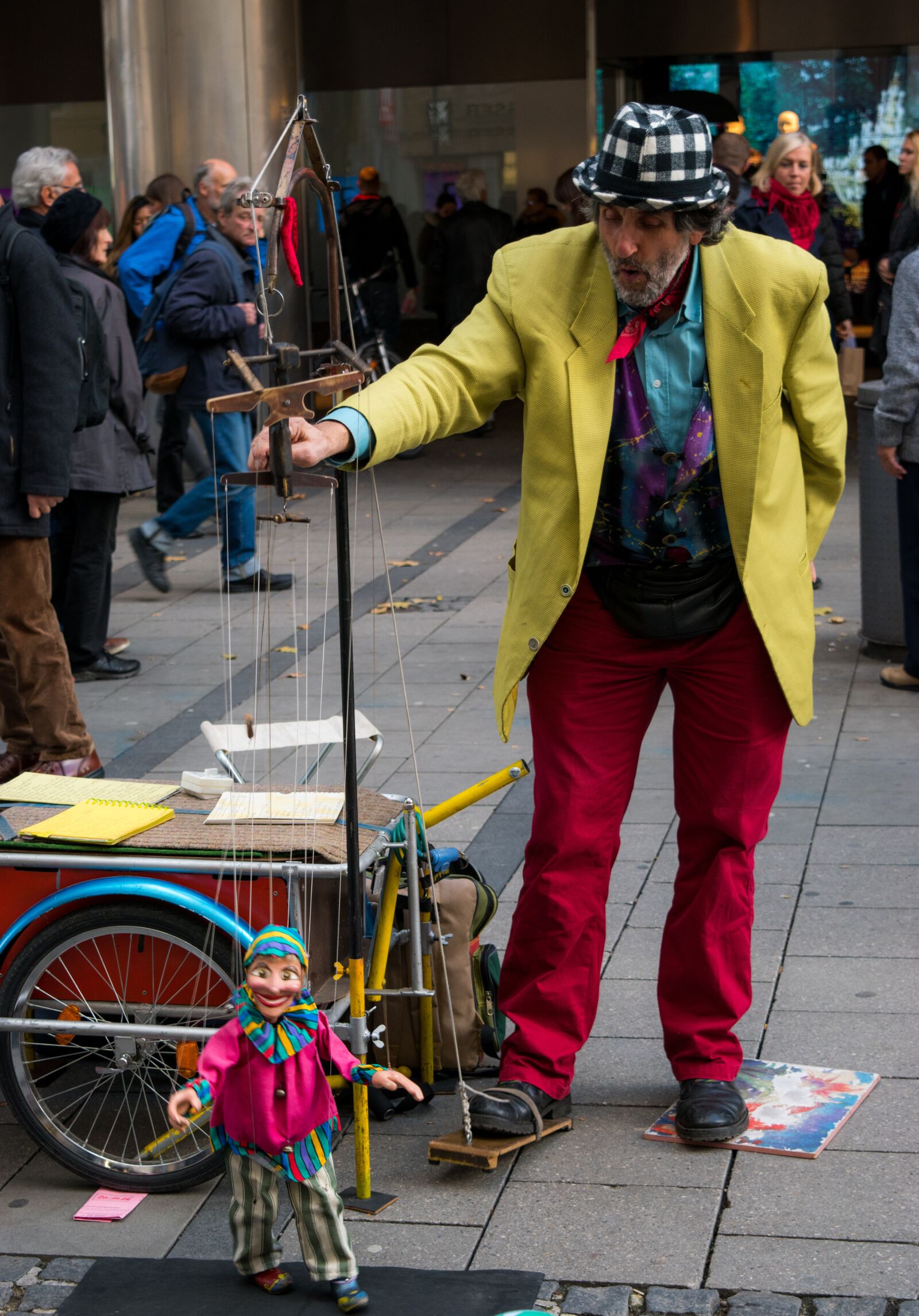 Nikon D5500 sample photo. Street, puppet, children photography