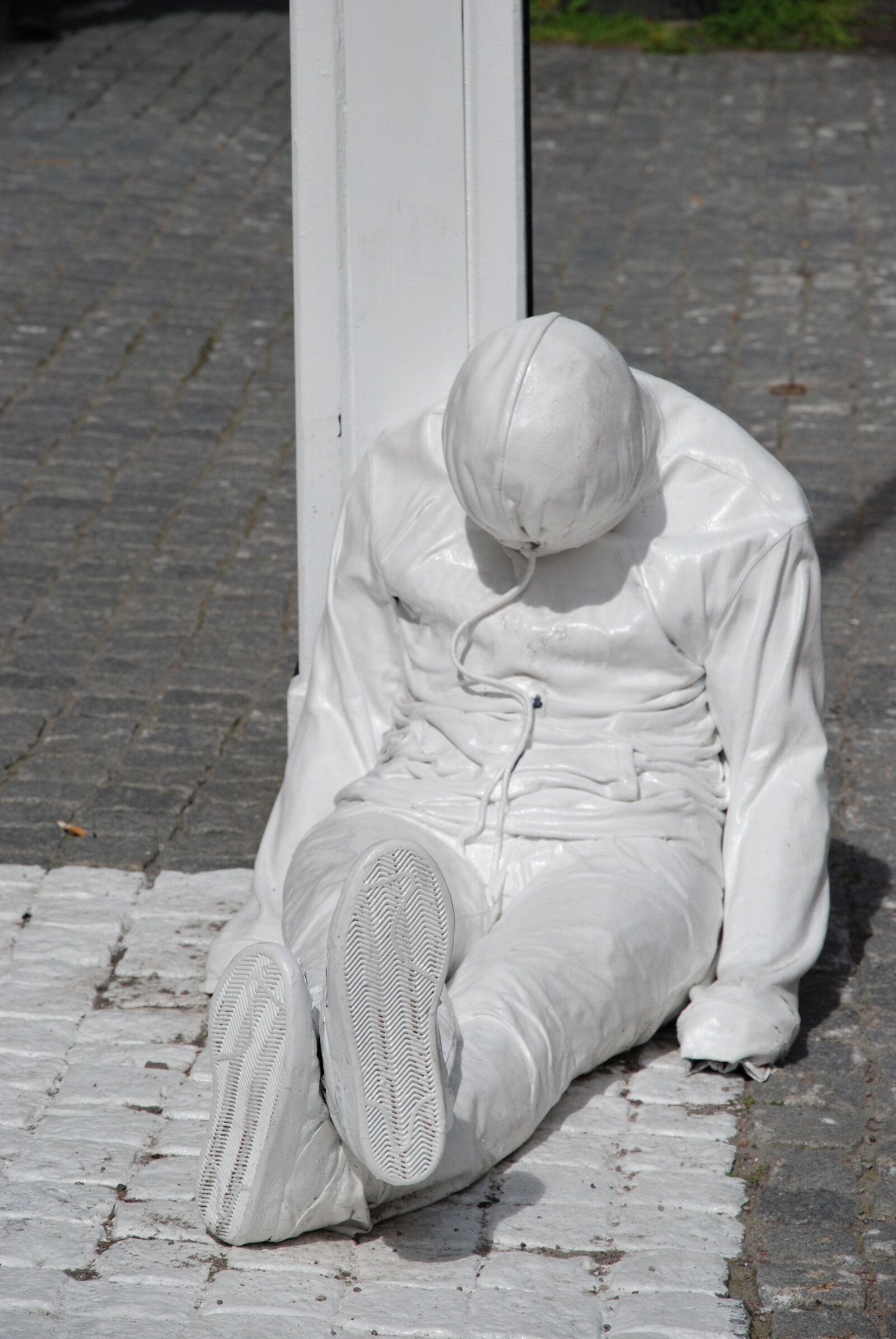 Nikon D80 sample photo. Statue, street, artists photography