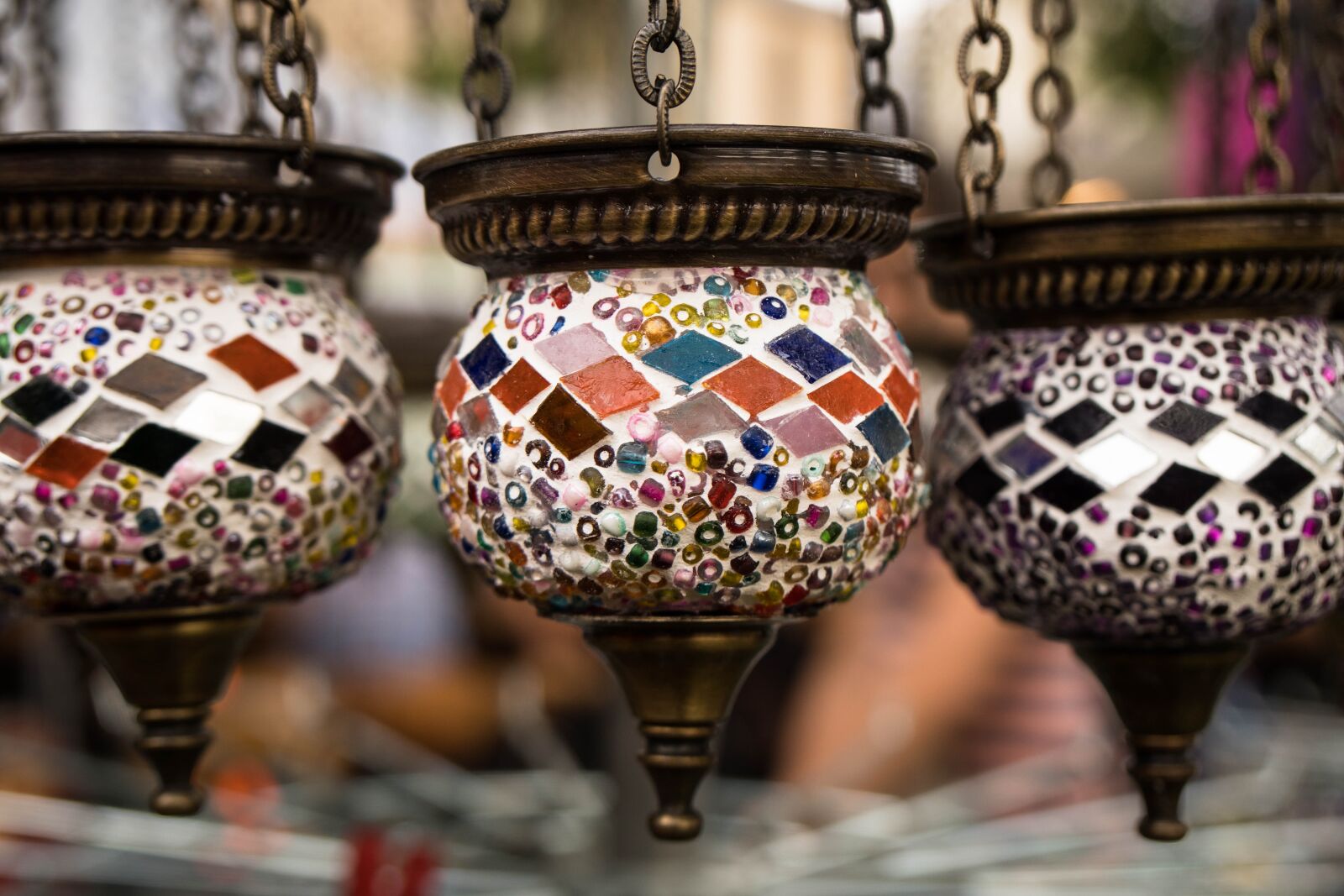 Sony a6500 + Sony Vario-Tessar T* E 16-70mm F4 ZA OSS sample photo. Lamp, turkish, lantern photography
