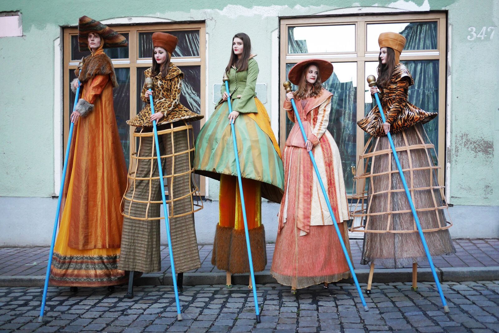 Panasonic Lumix DMC-GX7 sample photo. Stalk, landsberg, costumes photography