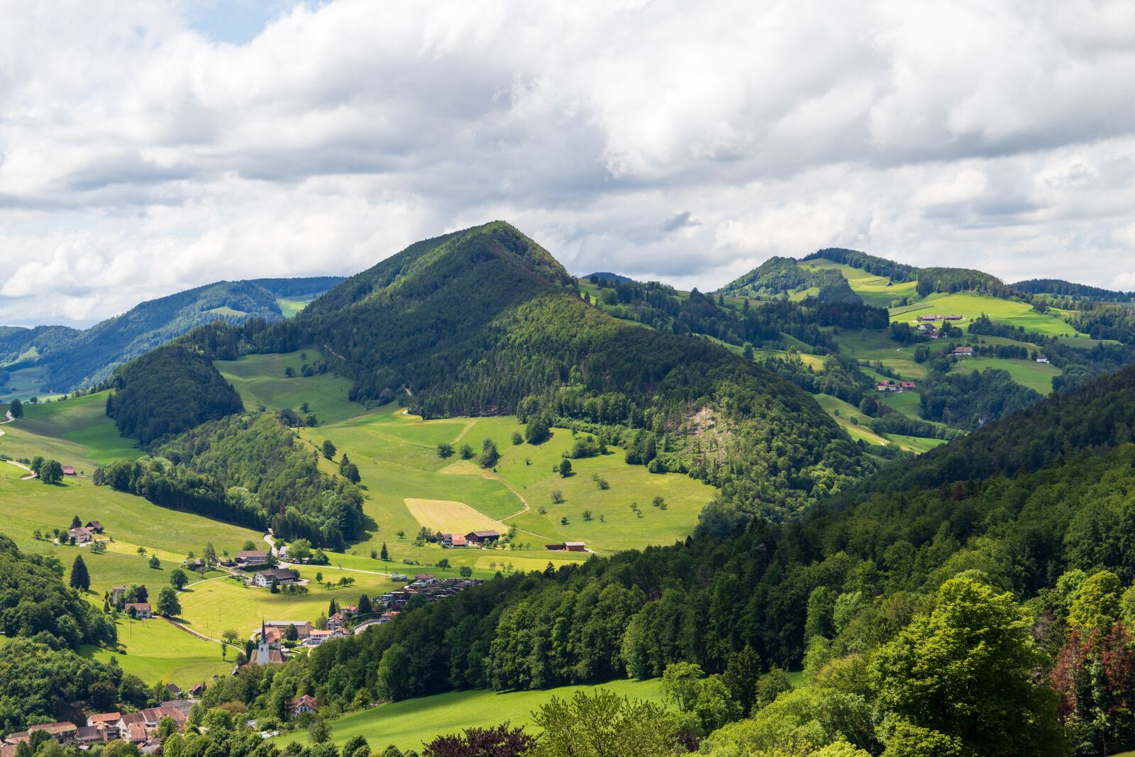 Canon EOS 6D Mark II sample photo. Langenbruck, hiking, switzerland photography