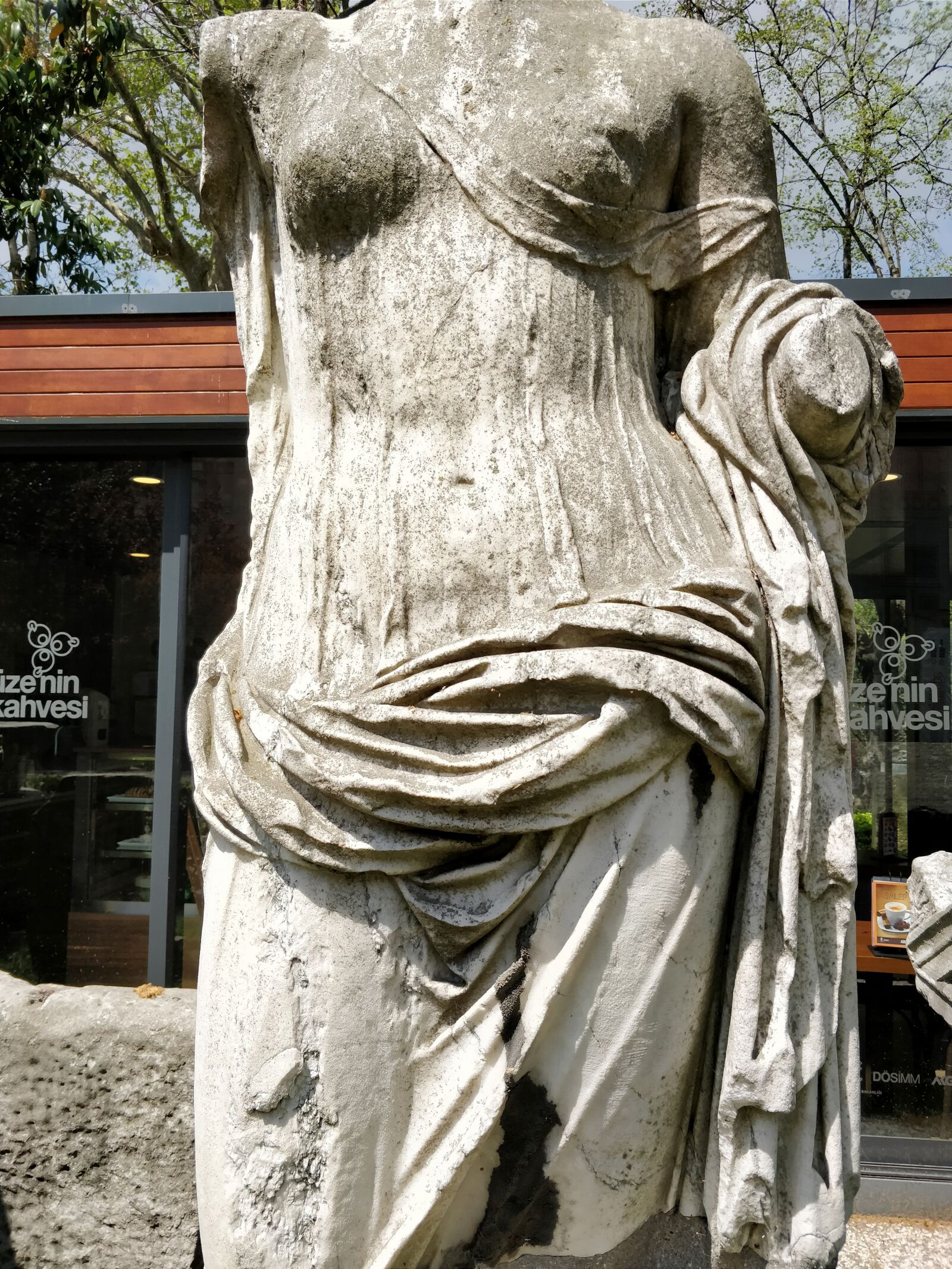 OnePlus A5000 sample photo. Statue, greek statue, sculpture photography