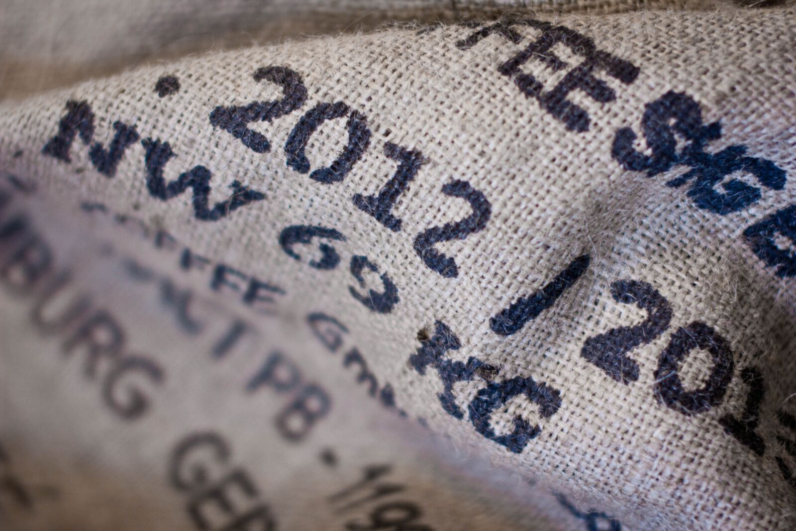 Canon EOS 60D sample photo. Food, drinks, bag photography