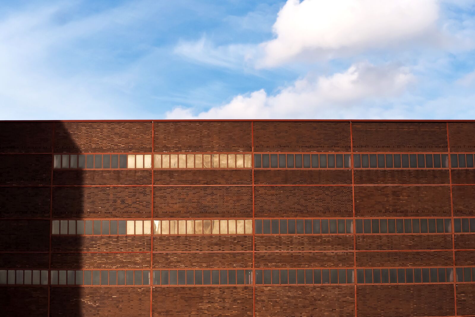 Olympus OM-D E-M10 sample photo. Architecture, factory hall, industry photography
