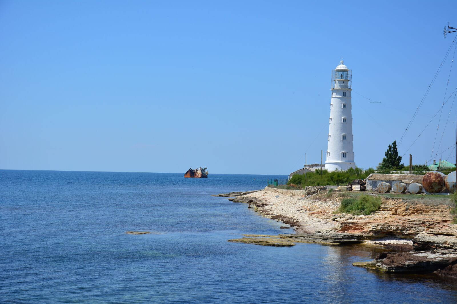 Nikon D5200 sample photo. Lighthouse, sea, background photography