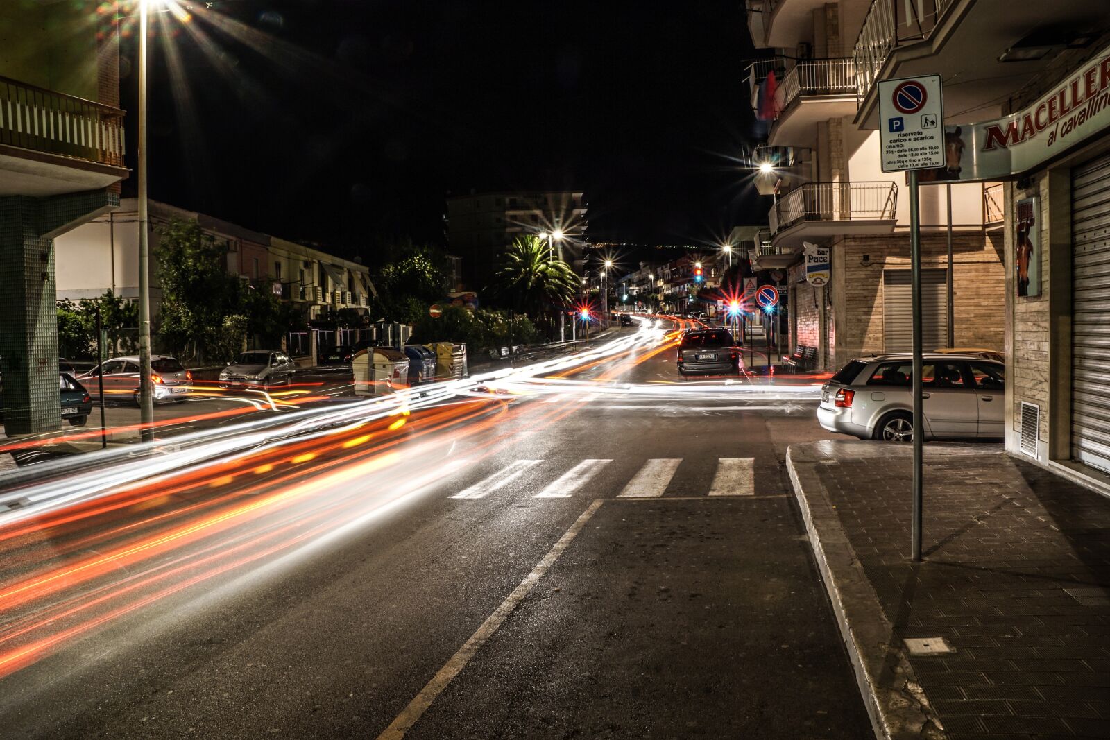 Sony DT 18-135mm F3.5-5.6 SAM sample photo. Road, lights, long exposure photography