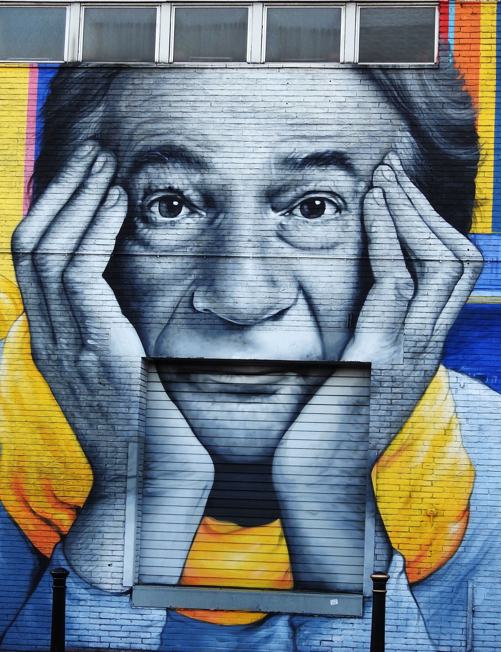 Nikon Coolpix P900 sample photo. Paul smith, street art photography