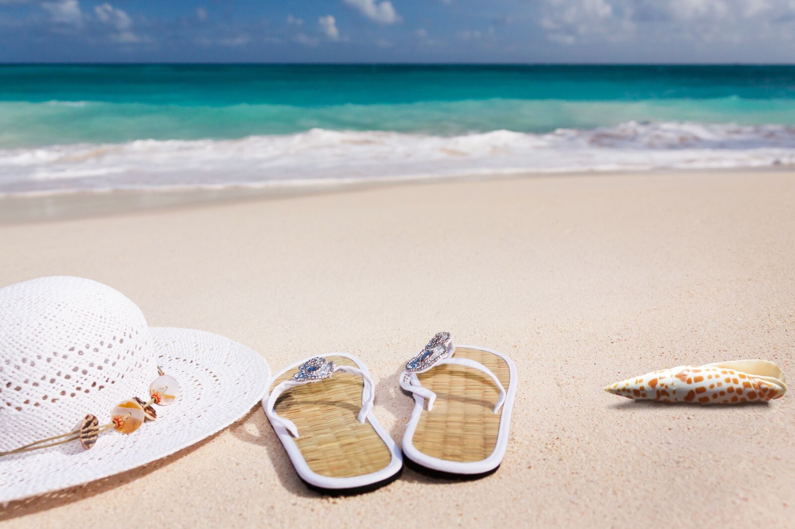 Canon EOS 5D Mark II sample photo. Beach, sand, sea photography
