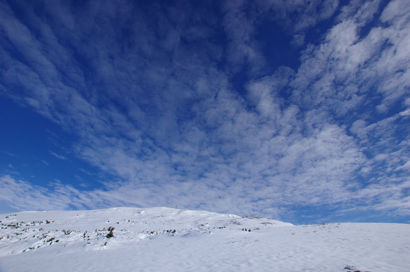 Pentax K-3 sample photo. Winter, clouds, snow photography