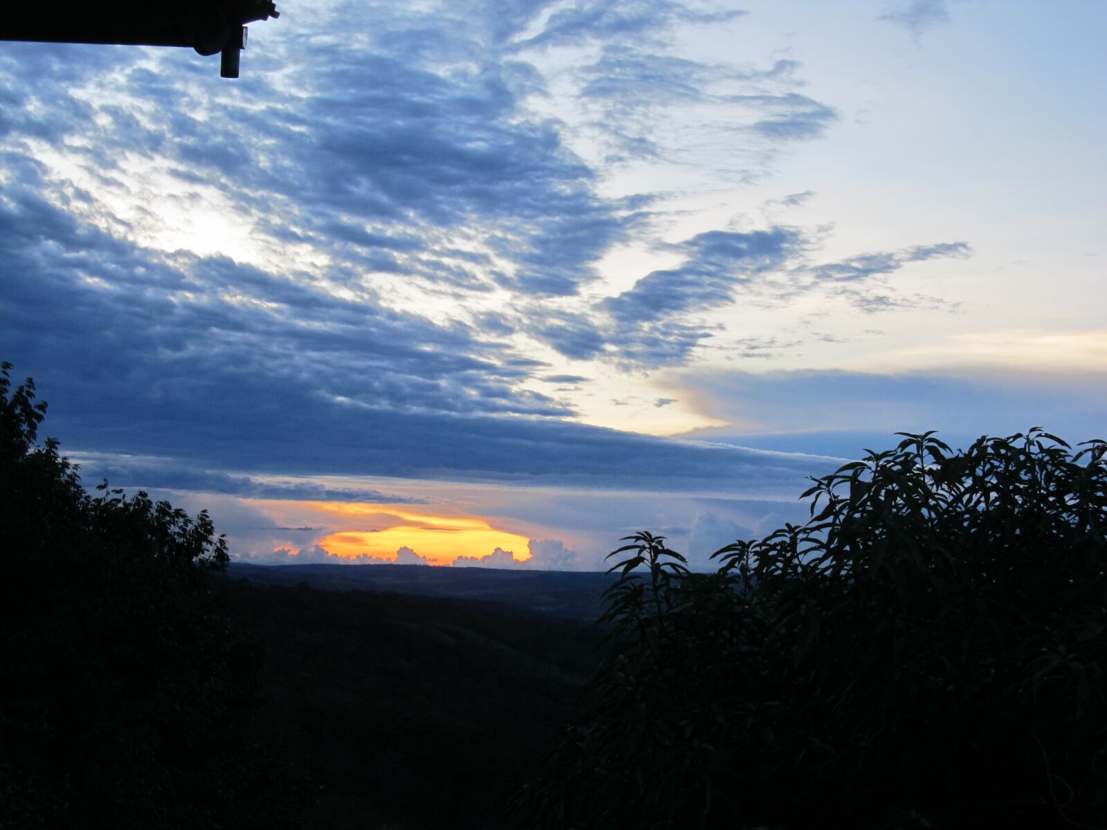 Canon PowerShot SX130 IS sample photo. Sky, sunset, evening photography