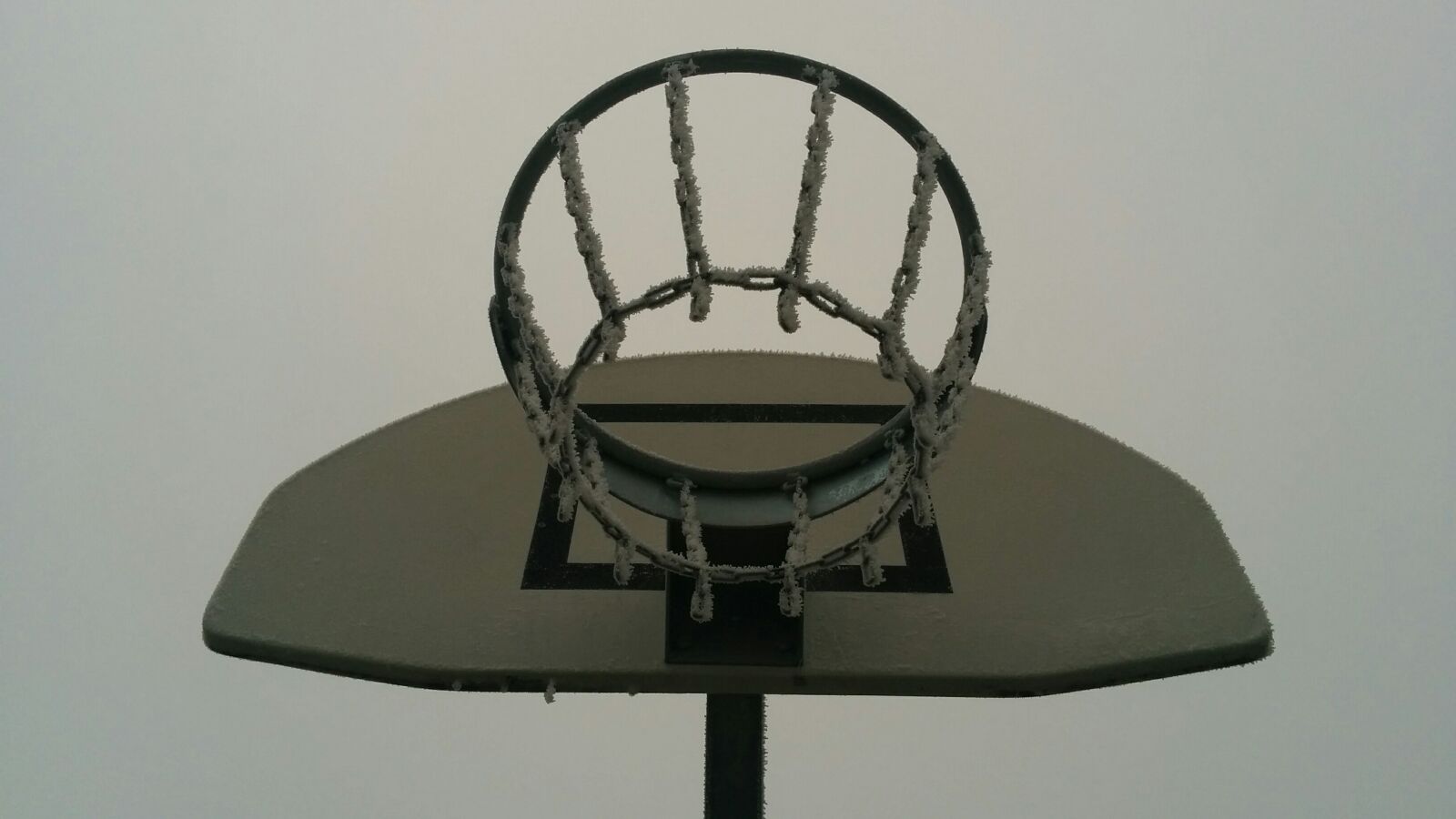 LG Nexus 5 sample photo. Frost, sports, rim, streetball photography