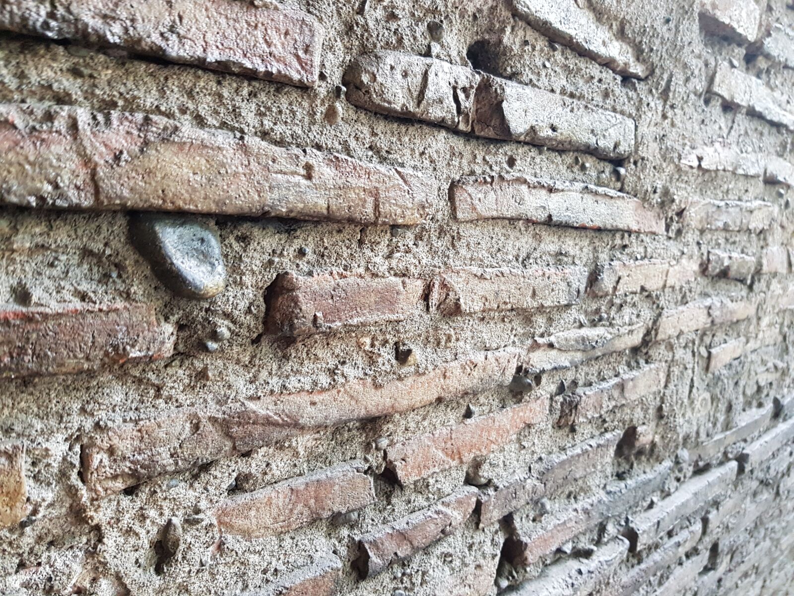 Samsung Galaxy S8 sample photo. Bricks, history, old structure photography