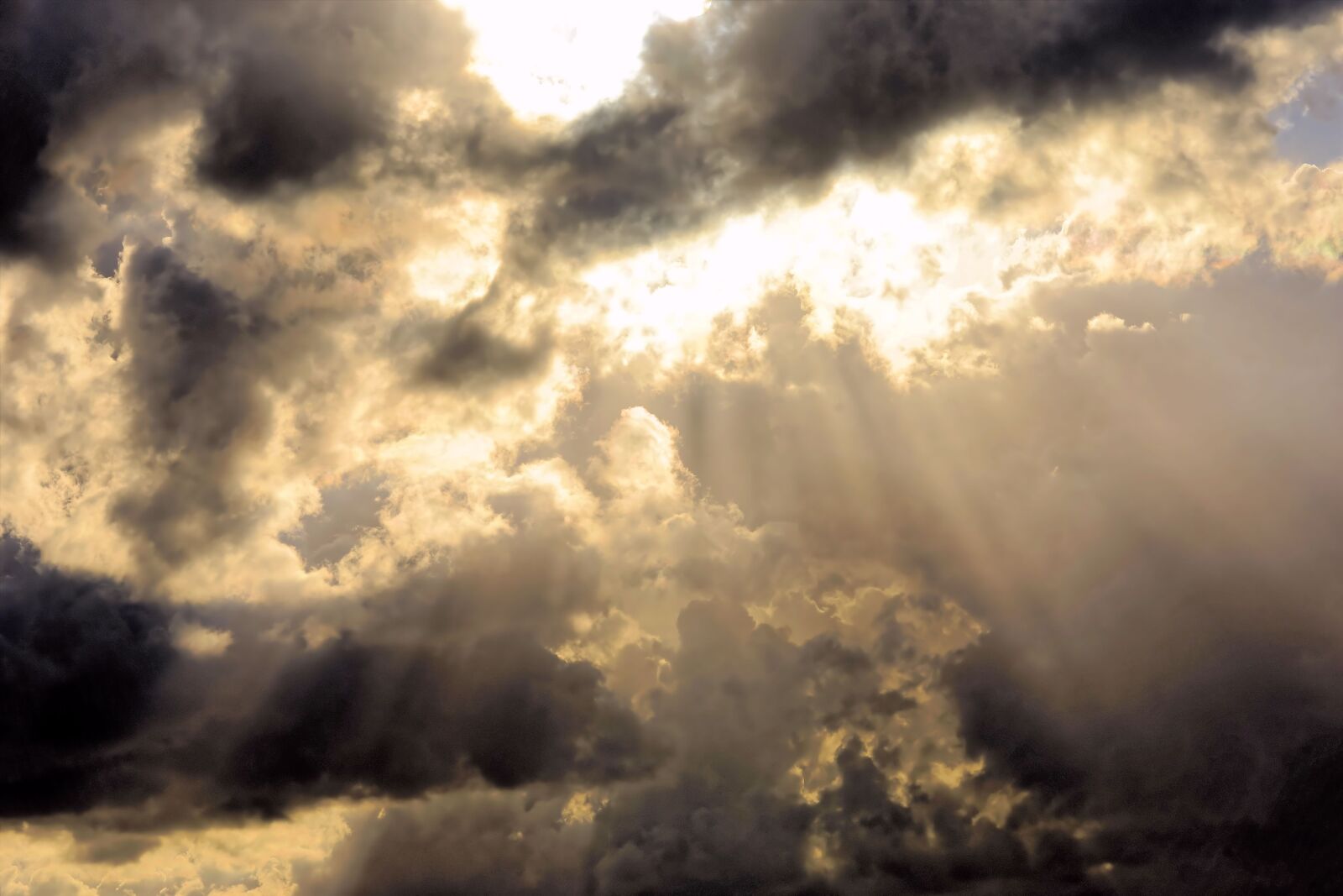 Sony a99 II sample photo. Sky, clouds, dark clouds photography