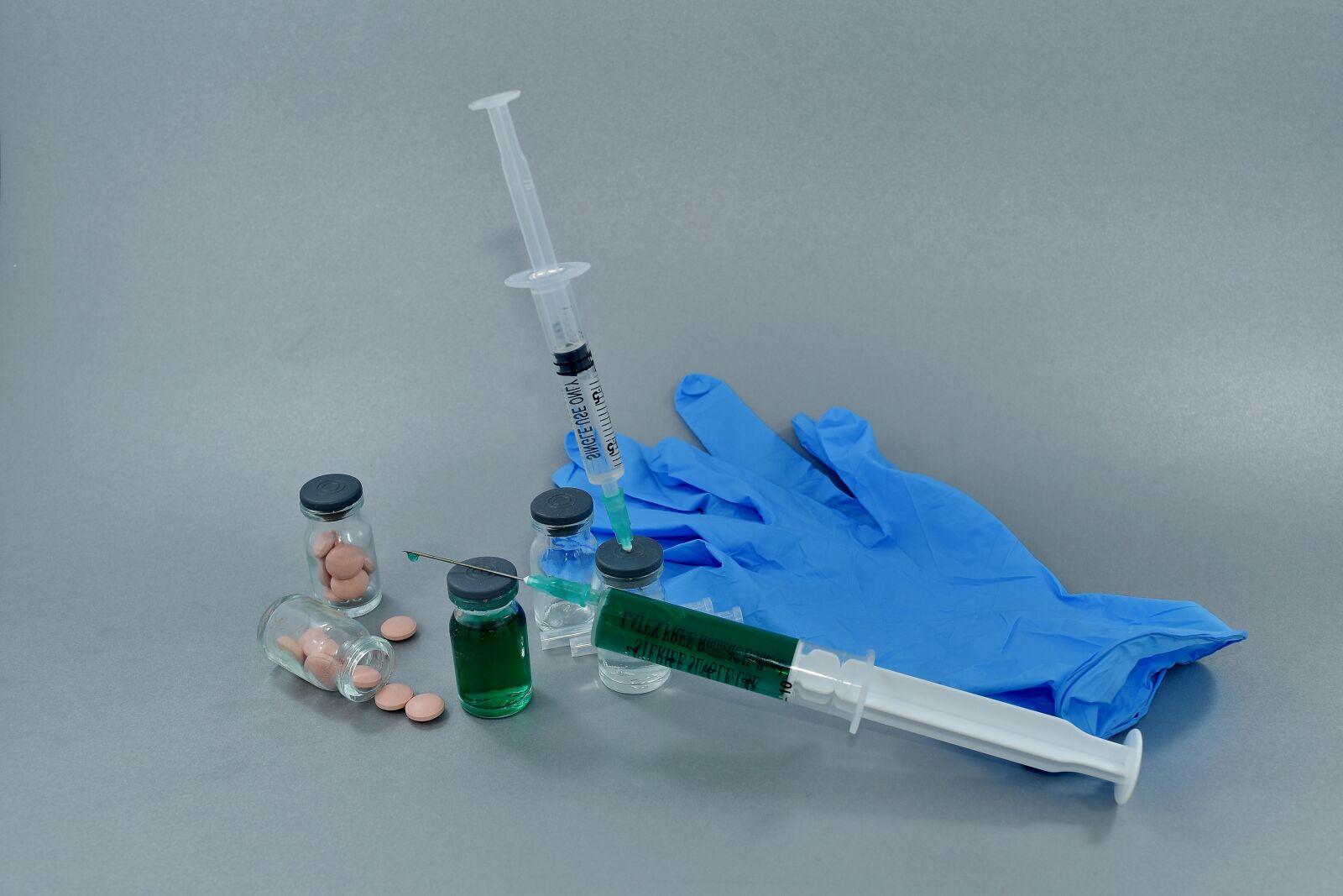 Nikon D5500 sample photo. Coronavirus, covid-19, cure, gloves photography