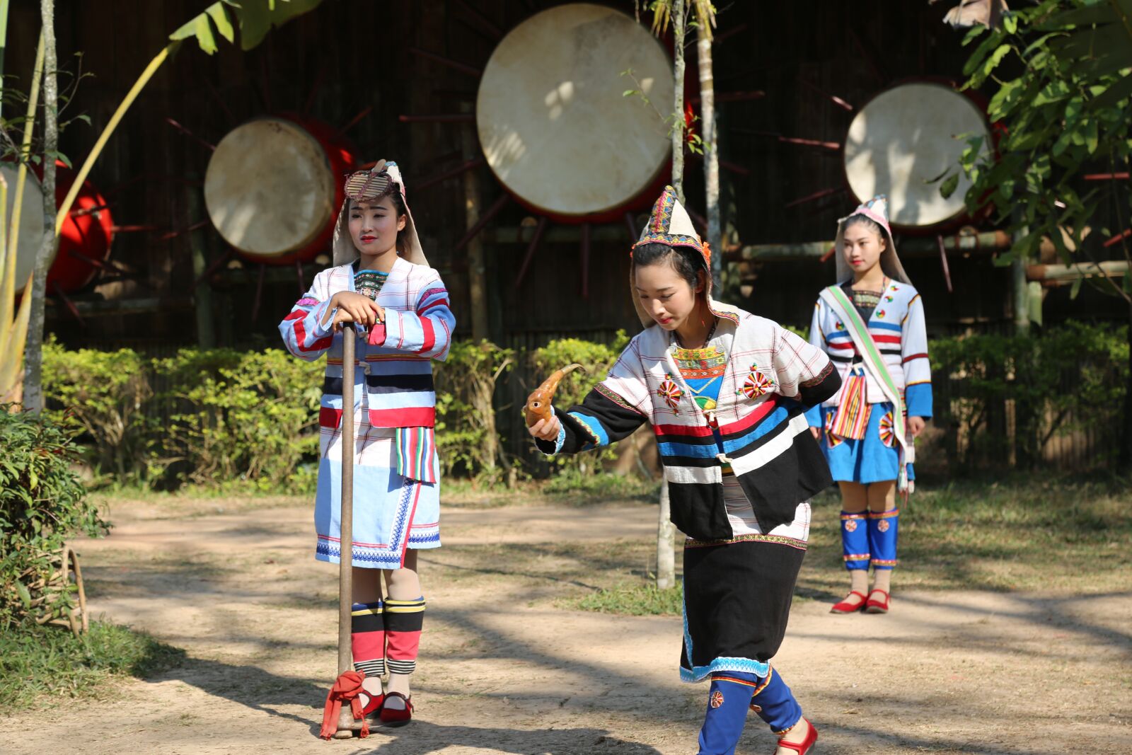 Canon EF 24-105mm F4L IS USM sample photo. Xishuanbanna, yunnan, china photography