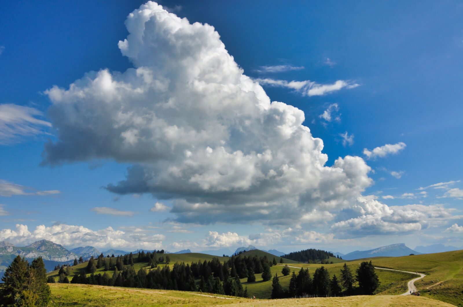 Nikon D90 sample photo. Landscape, semnoz, france photography