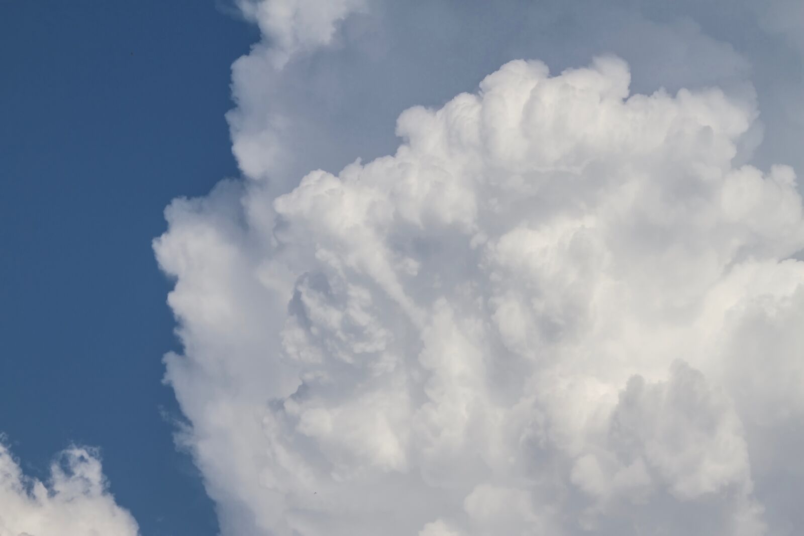 Canon EOS 7D sample photo. Clouds, clouds form, cloud photography