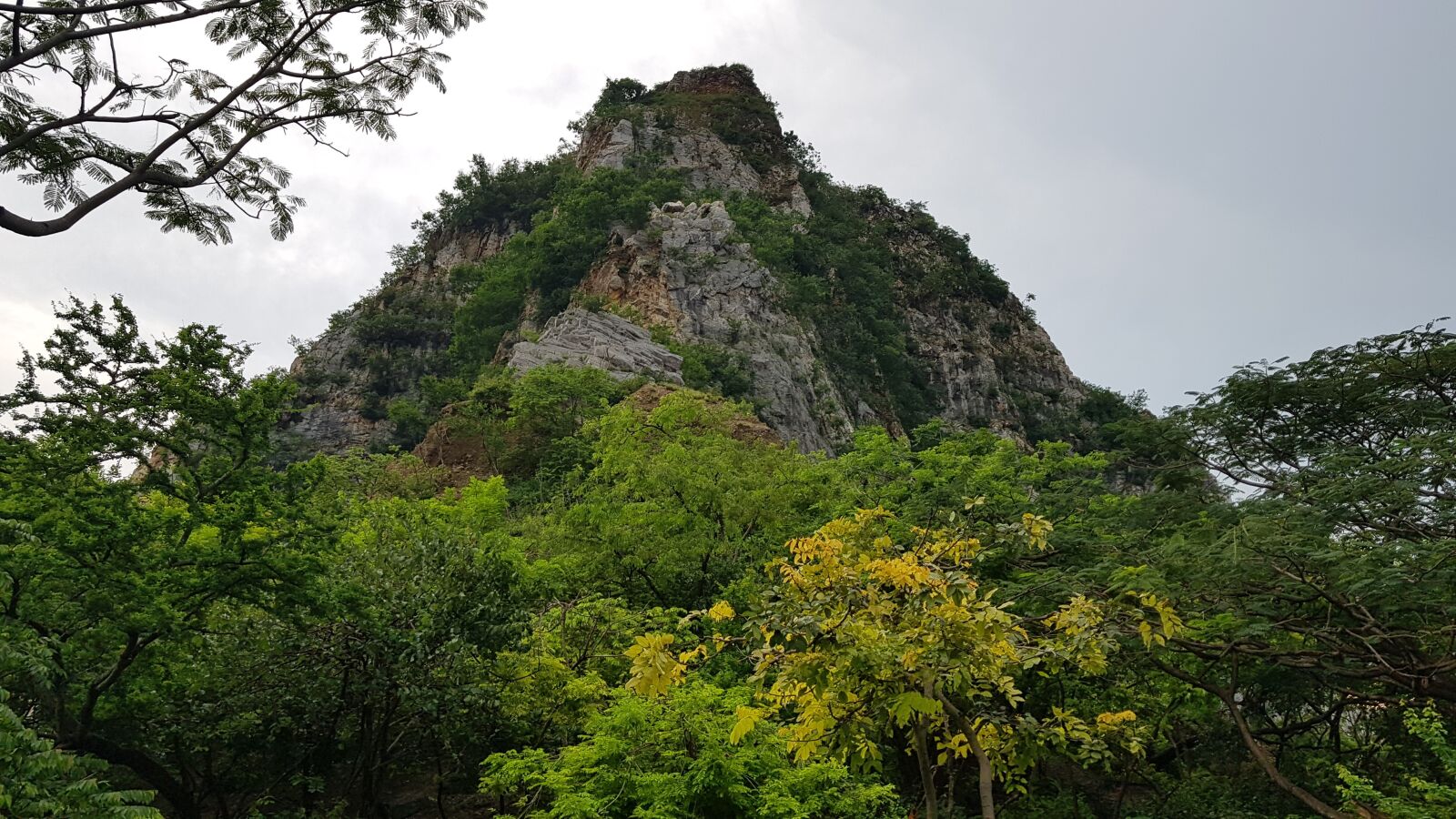 Samsung Galaxy S8 sample photo. Mountain, green, thailand photography