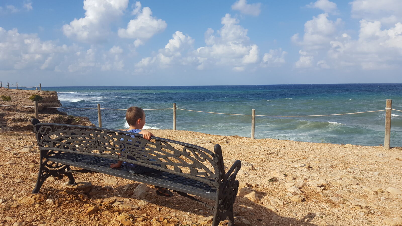 Samsung Galaxy S6 sample photo. Bench, child, sea photography