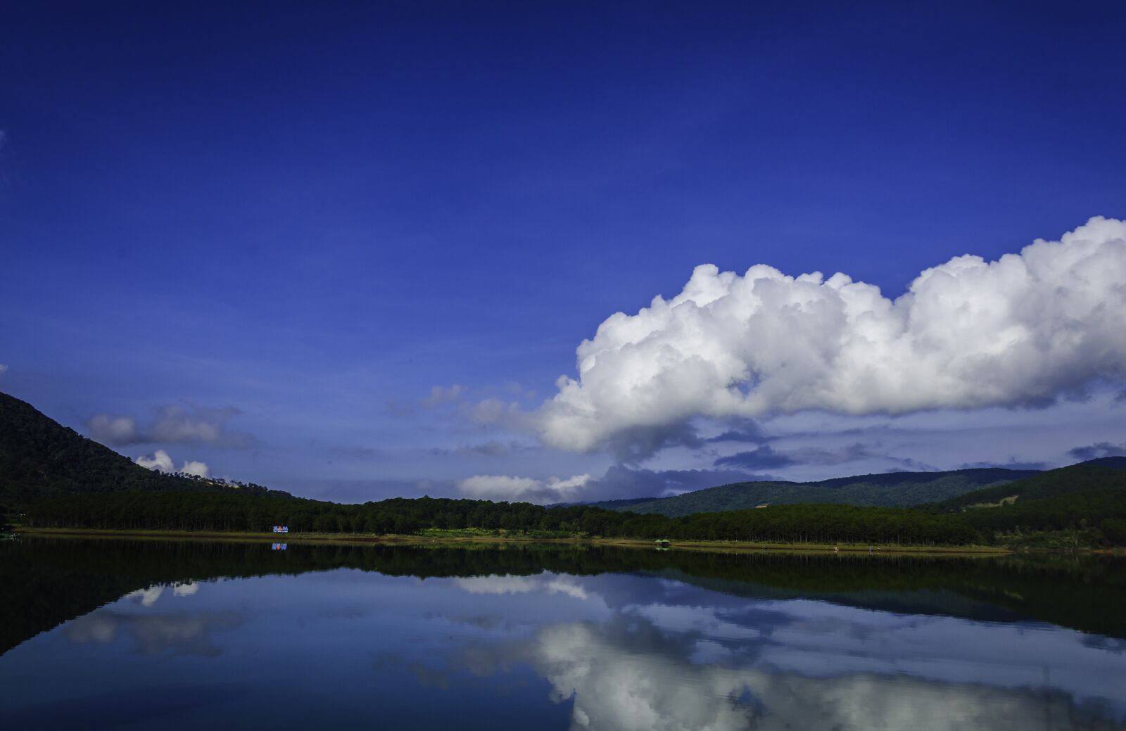 Nikon D5100 sample photo. Sky, clouds, mist photography