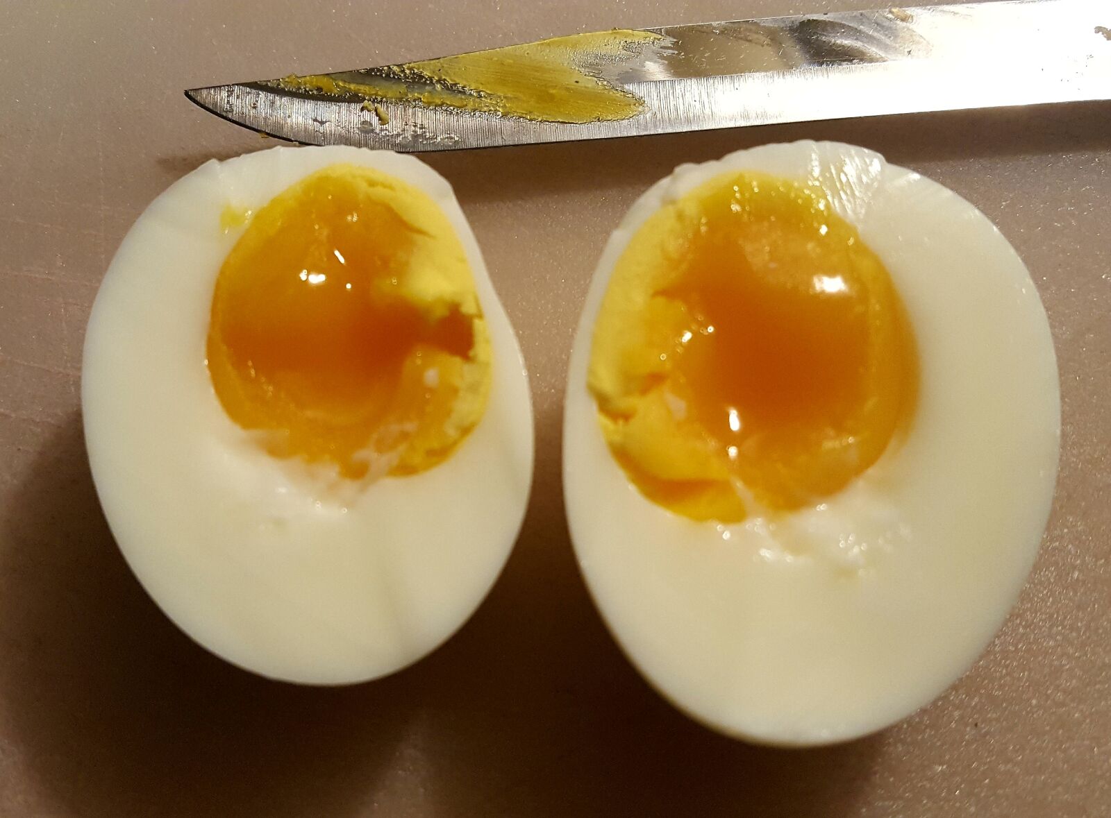 Samsung Galaxy S6 sample photo. Egg, yolk, boiled photography