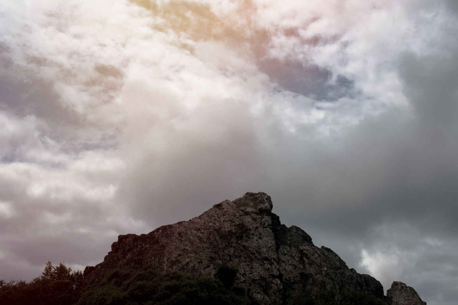 Canon EOS 5D Mark III sample photo. Mountain, clouds, landscape photography