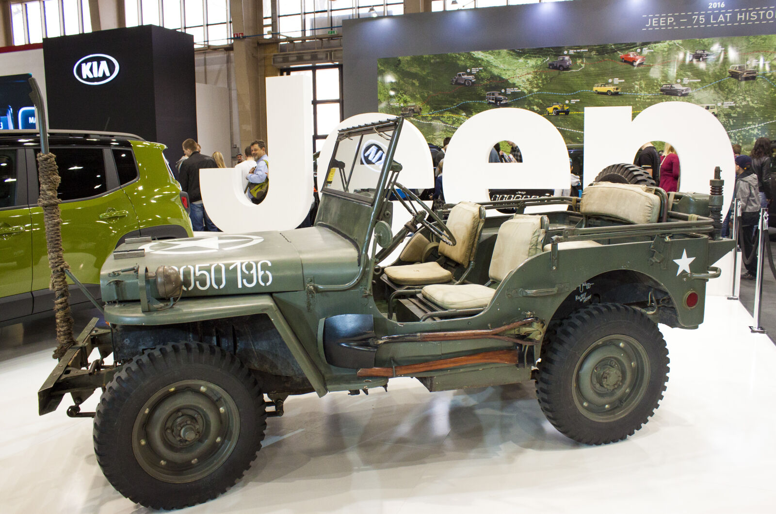Canon EOS 500D (EOS Rebel T1i / EOS Kiss X3) sample photo. 4x4, car, classic, jeep photography