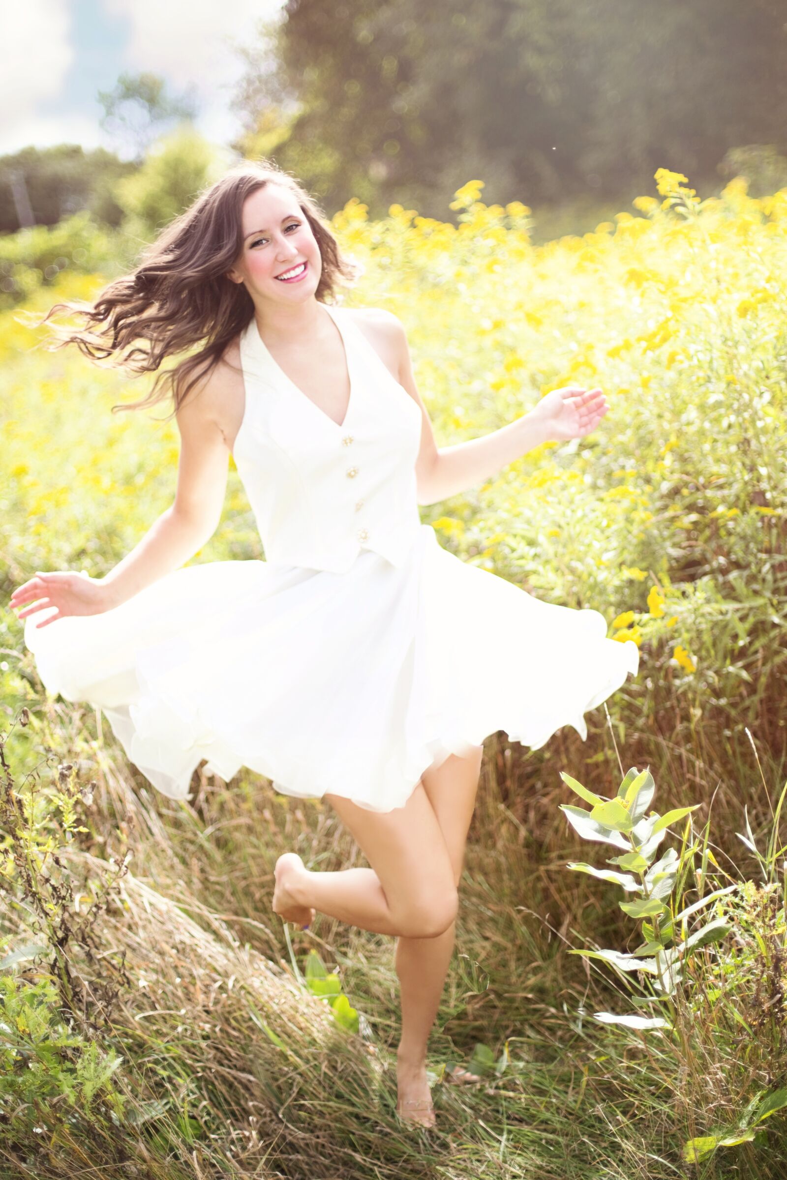 Canon EOS 5D Mark III sample photo. Nature, girl, dancing, happy photography