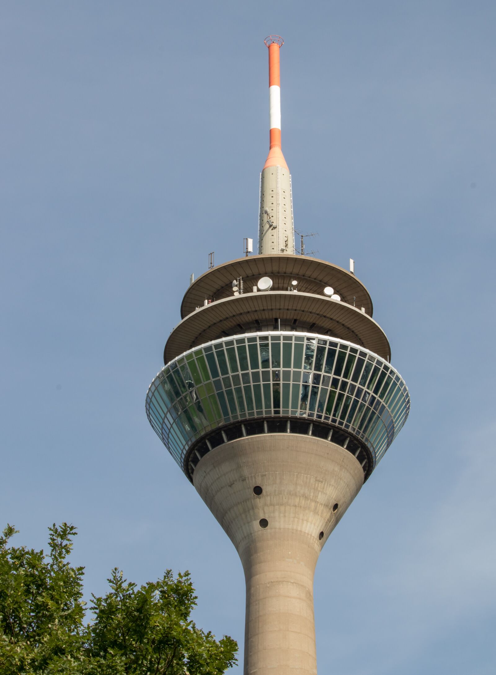Canon EF 70-300 F4-5.6 IS II USM sample photo. D sseldorf, tv tower photography