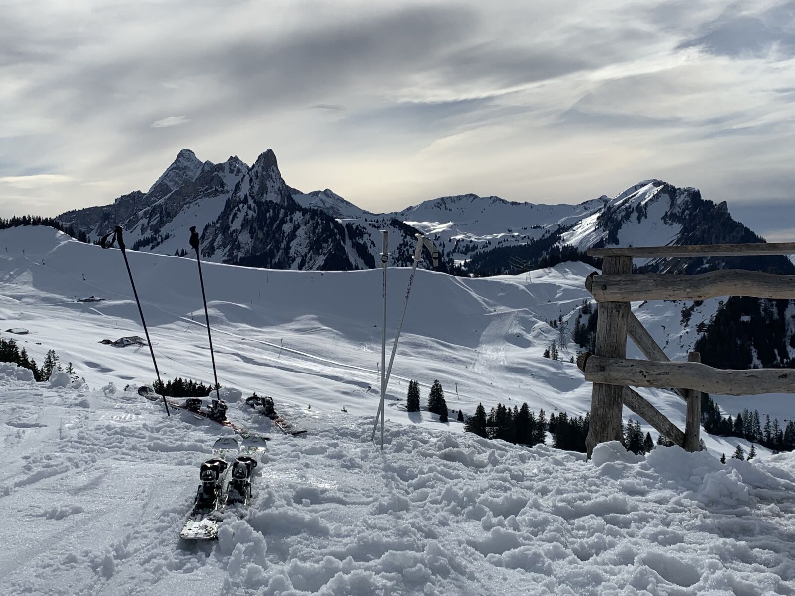 Apple iPhone XS sample photo. Winter, skiing, mountain photography