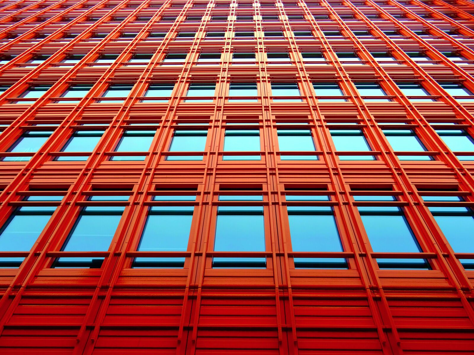 Sony DSC-HX60 sample photo. Architecture, building, business, construction photography