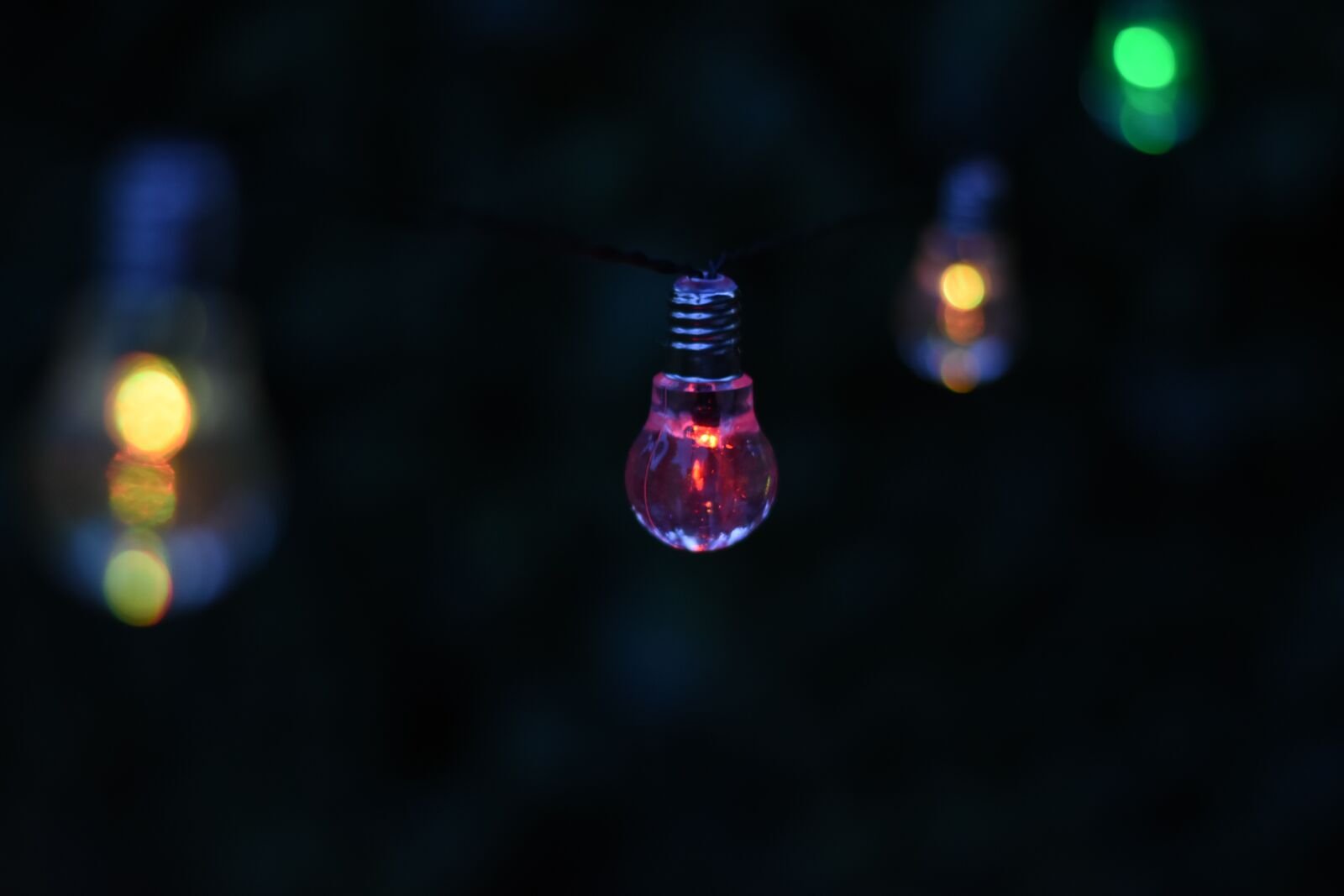 Nikon D7200 sample photo. Lichterkette, light bulbs, colorful photography
