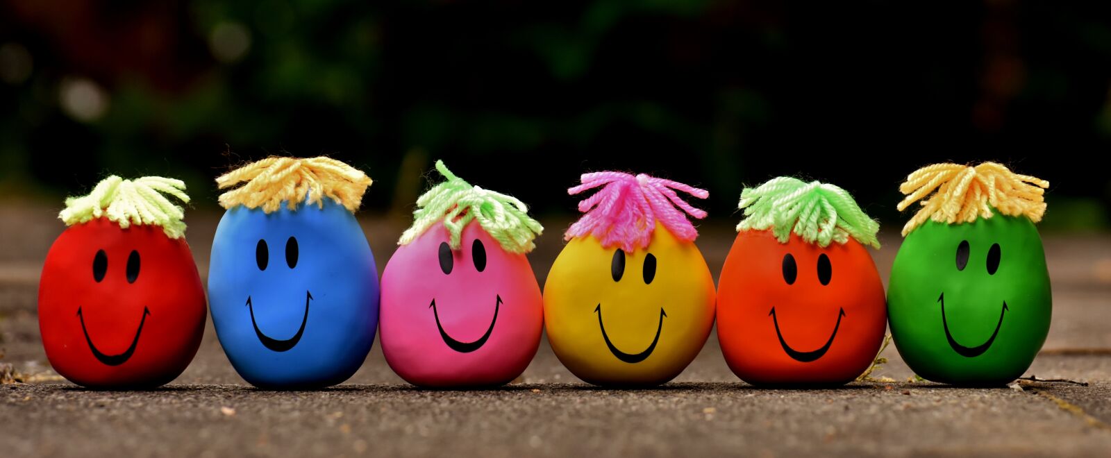 Nikon D7200 sample photo. Anti-stress balls, funny troop photography