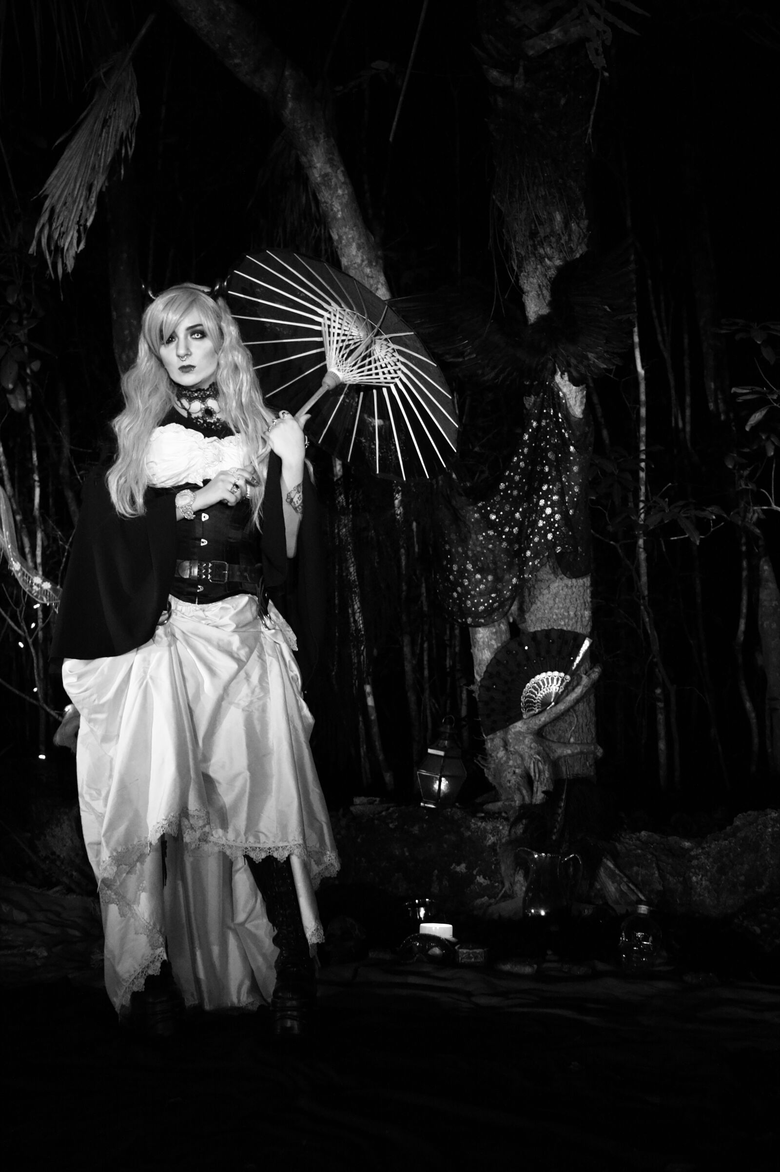 Canon EOS 450D (EOS Rebel XSi / EOS Kiss X2) sample photo. Goth, magic, vampire photography