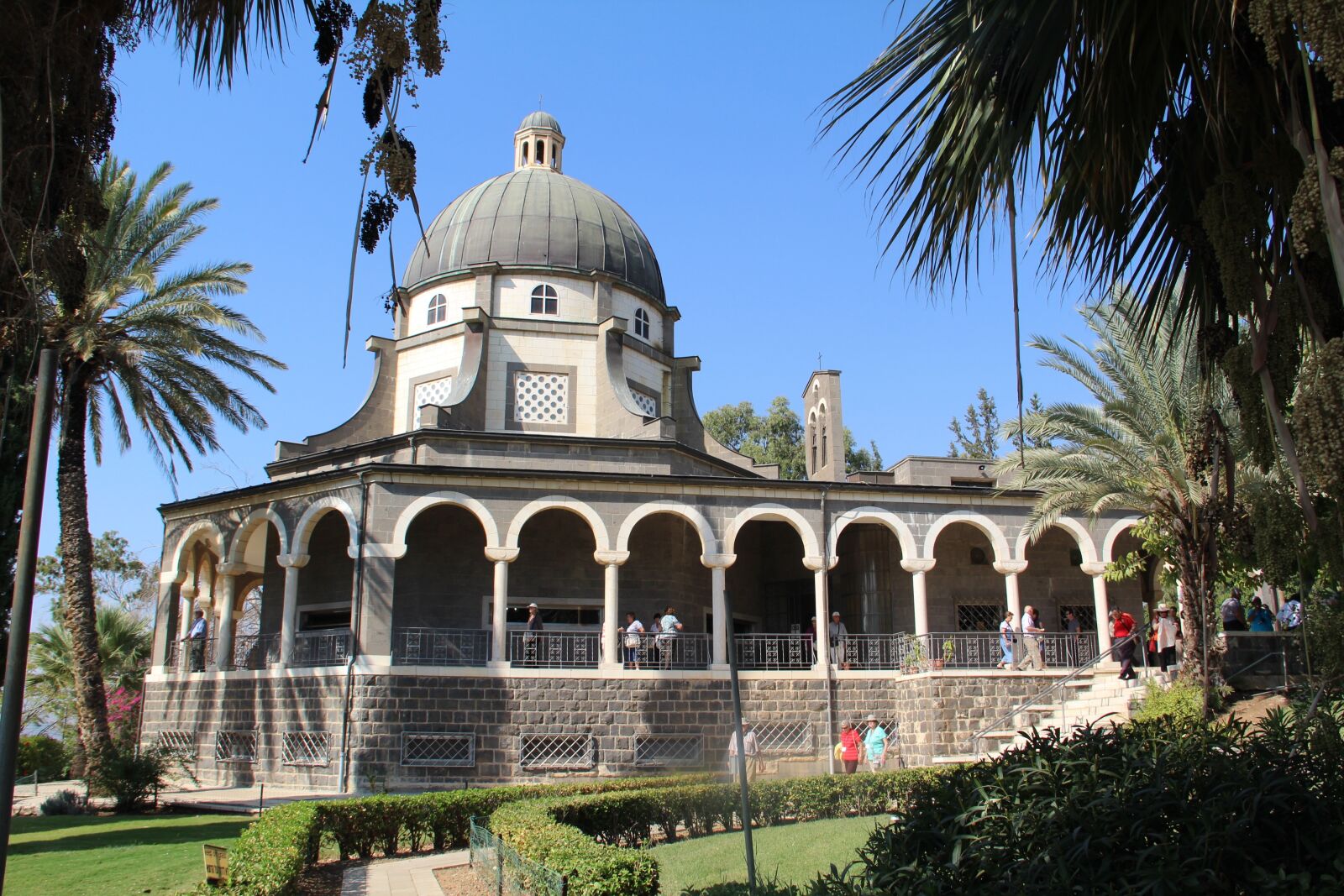 Canon EOS 600D (Rebel EOS T3i / EOS Kiss X5) sample photo. Architecture, tourism, church photography