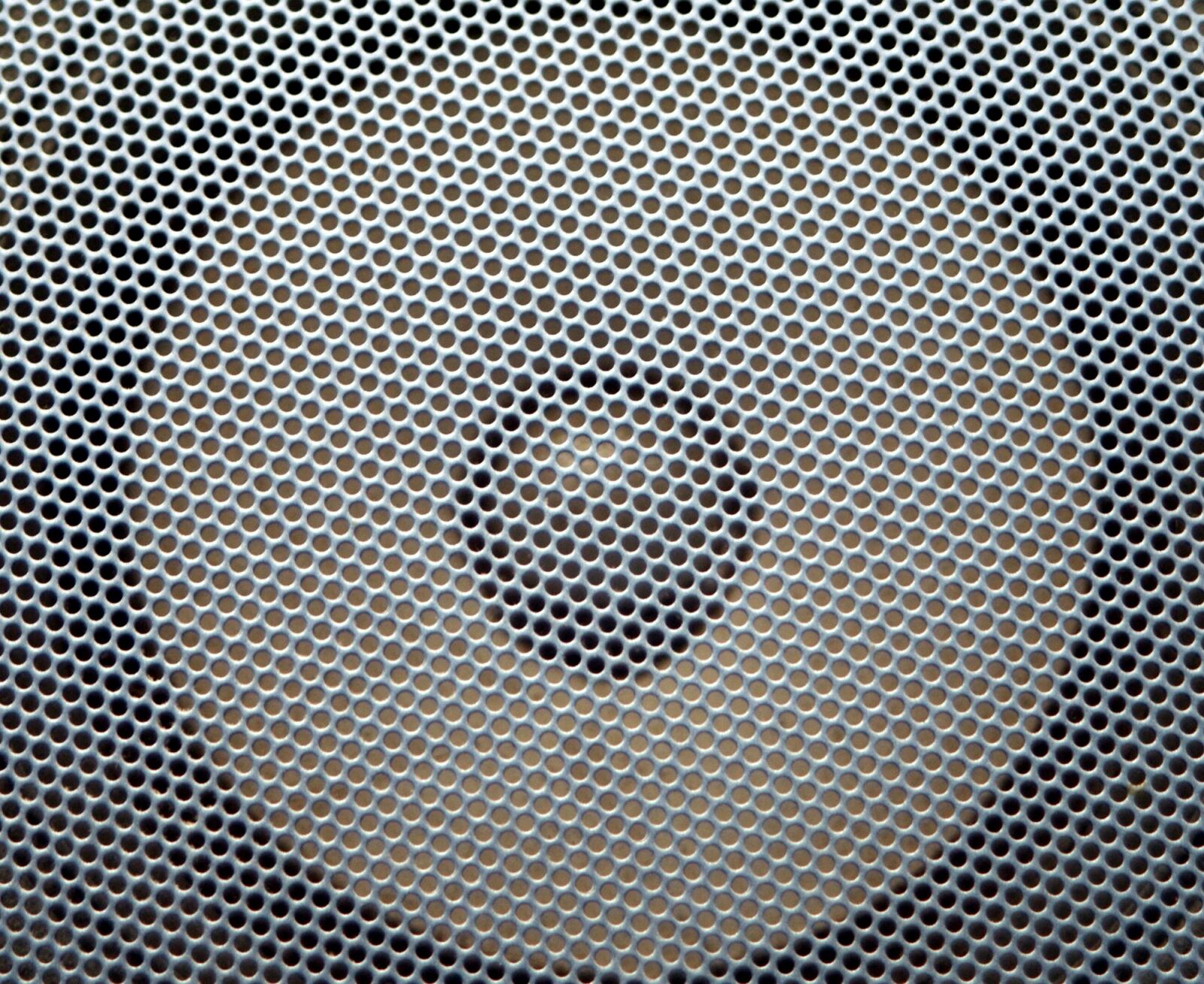 Sony Alpha DSLR-A200 sample photo. Speaker, column, sound photography