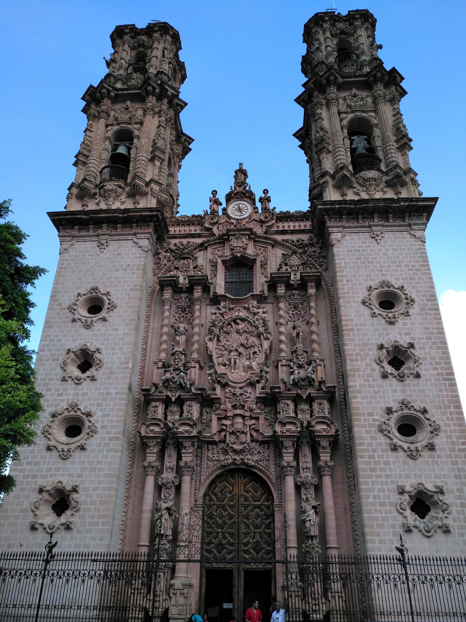 HUAWEI nova plus sample photo. Mexico, taxco, church photography