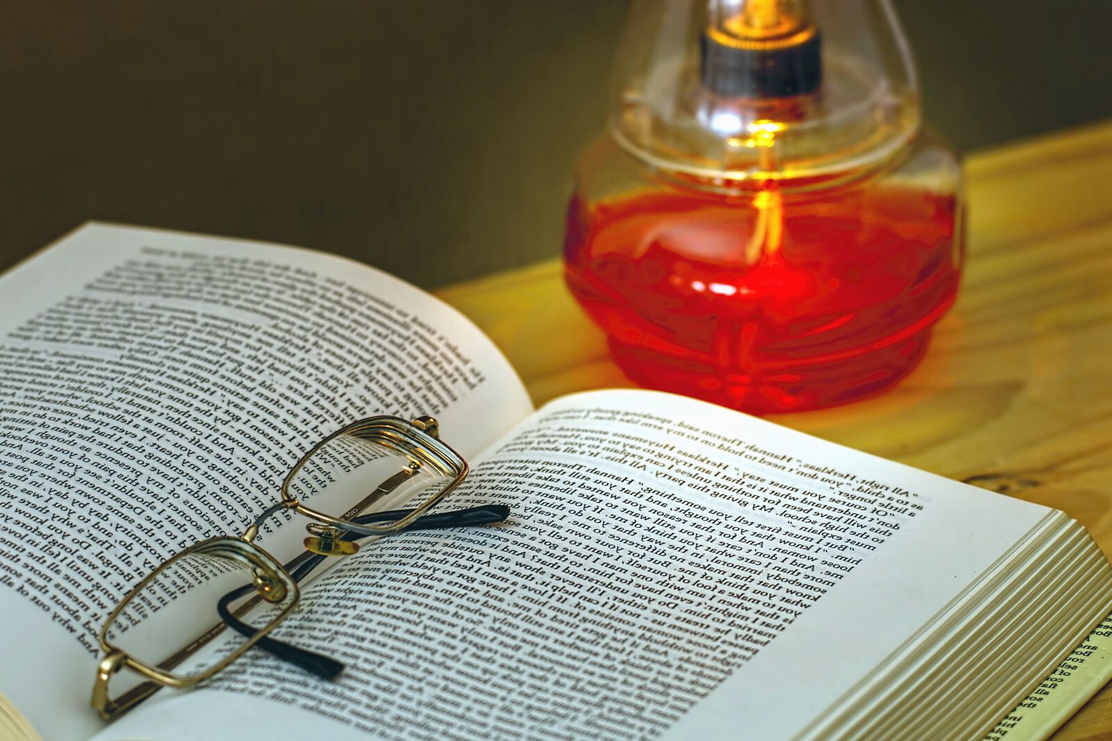 Canon EOS 70D sample photo. Book, eyeglasses, reading, lamp photography