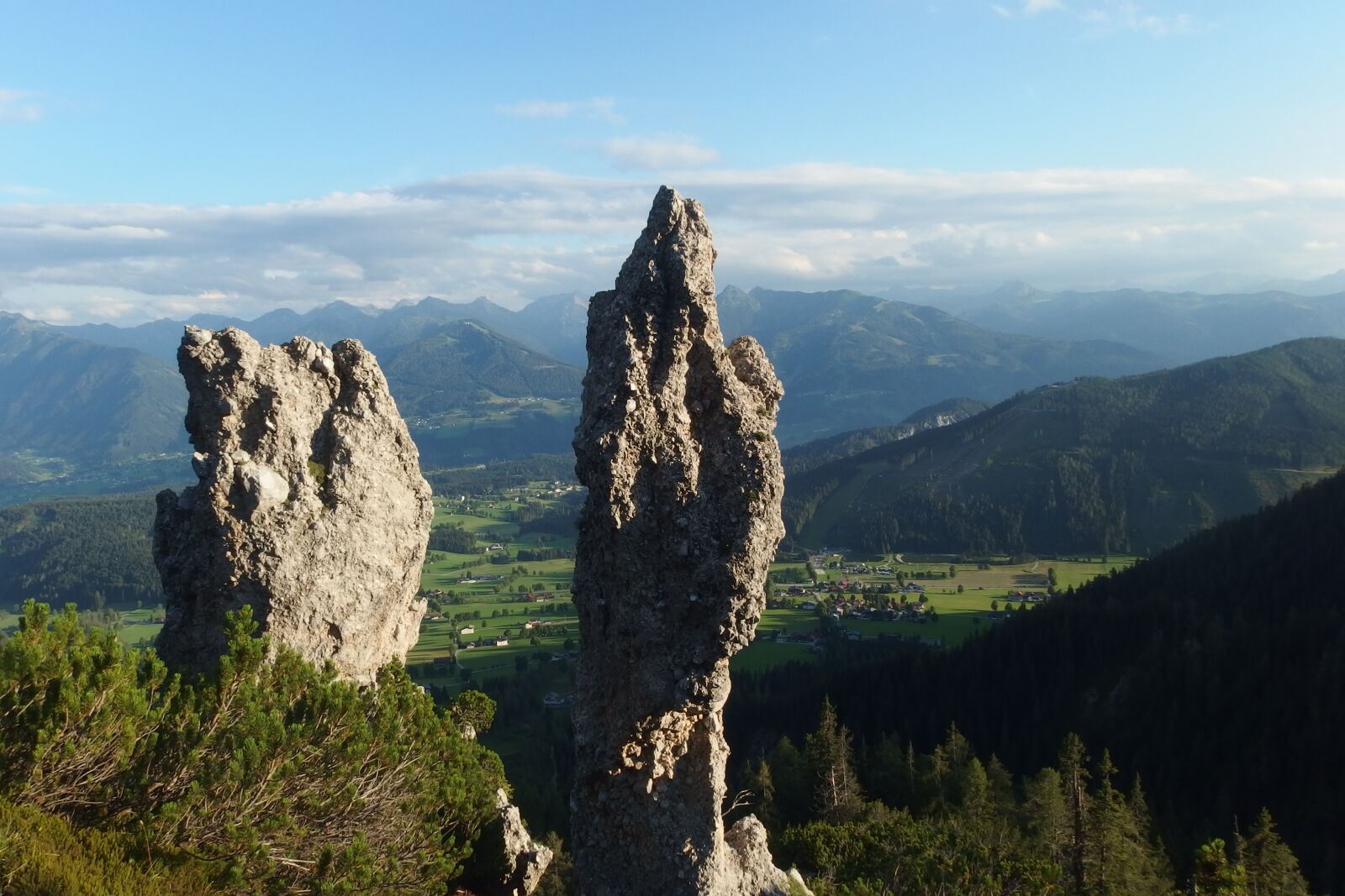 Olympus Stylus XZ-10 sample photo. Rocks, rock, west photography