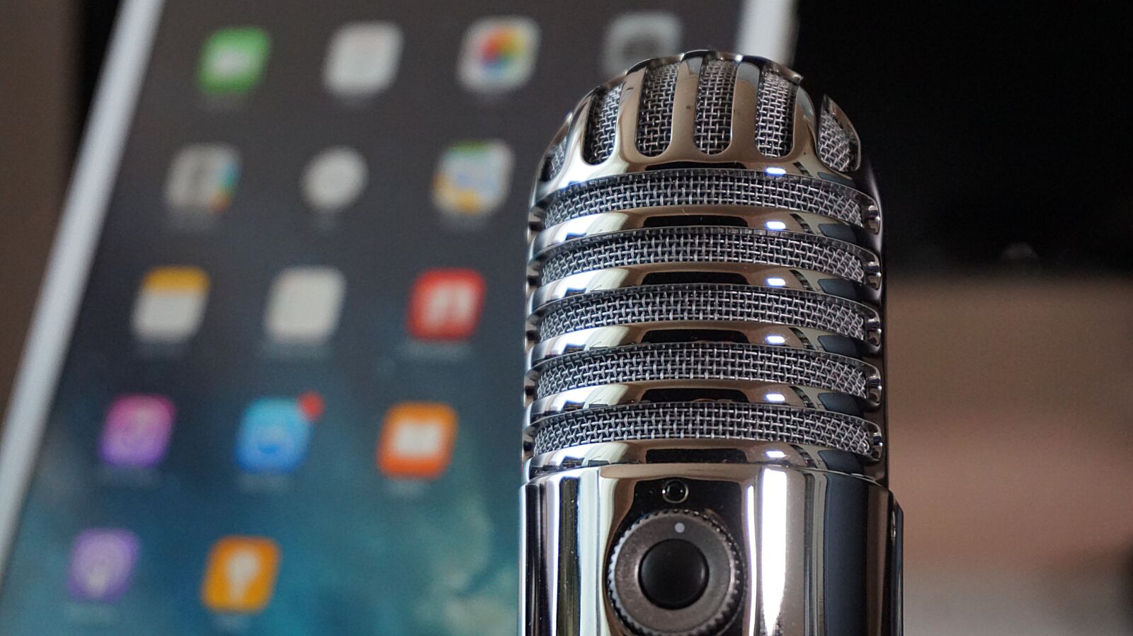 Sony Alpha a5000 (ILCE 5000) sample photo. Microphone, tablet, podcast photography
