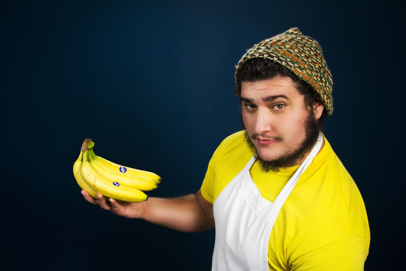 Canon EOS 60D + Canon EF 24-105mm F4L IS USM sample photo. Banana, portrait, yellow photography