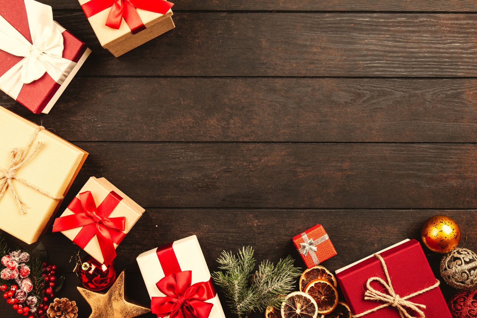 Canon EOS 5D Mark II sample photo. Gift, box, christmas photography