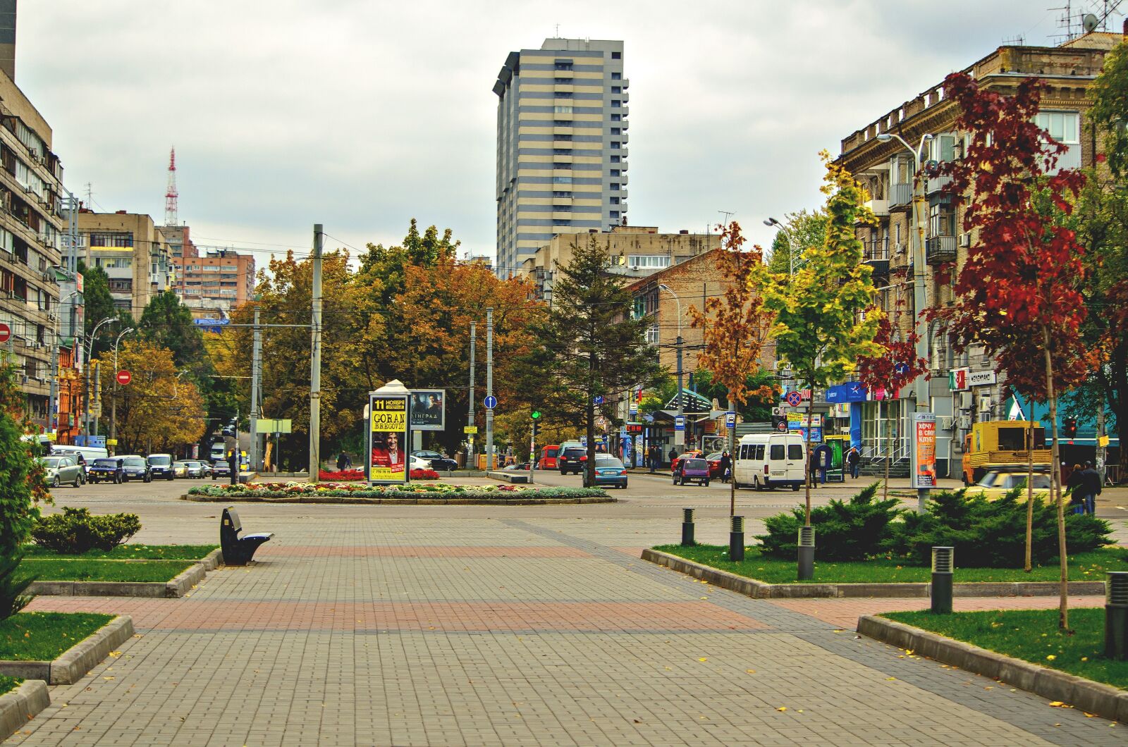 Nikon D90 sample photo. Megalopolis, architecture, street photography