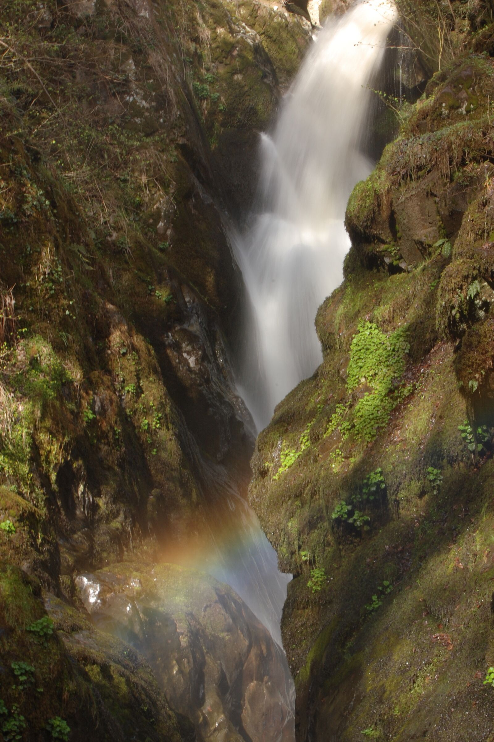 Nikon D40 sample photo. Waterfall, blurred, rainbow photography